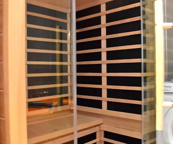 Apartmán New Rooftop With Private Wellness, Sauna & Whirlpool Bath *