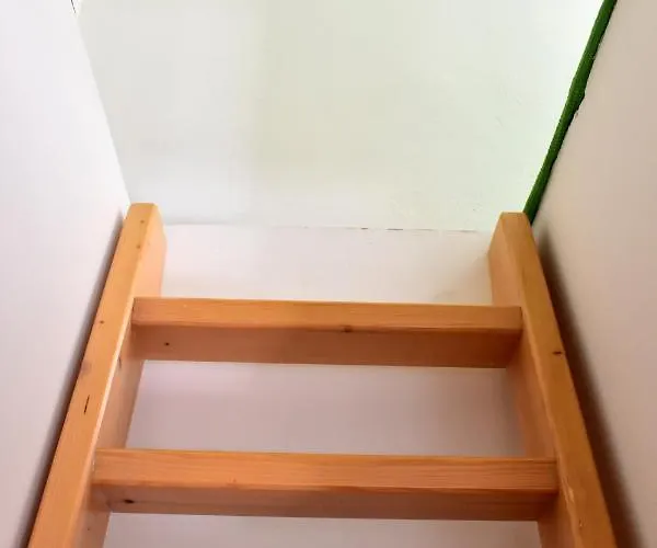 New Rooftop With Private Wellness, Sauna & Whirlpool Bath *